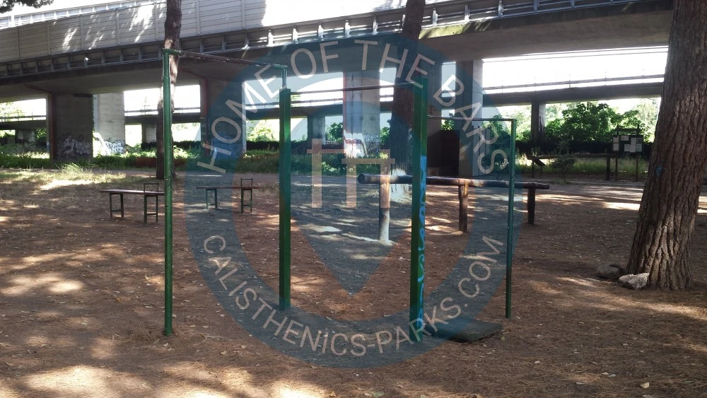 Rome  - Calisthenics Equipment - Parco Robert Baden-Powell - Italy - Spot