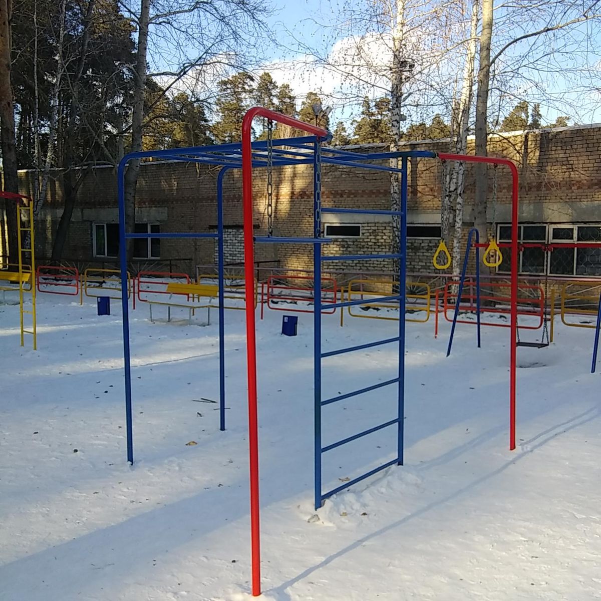 Outdoor Gym - Kasli - Kasli - Street Workout Park - Дикси - Russia - Spot
