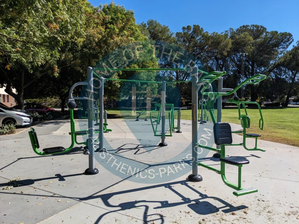 Outdoor Pull Up Bars - Davis - Outdoor Gym Davis - United States - Spot