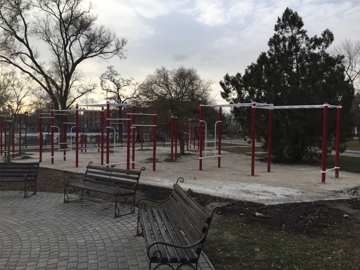 Outdoor Gym - Mykolaiv - Mykolaiv - Street Workout Park - Сквер «Сердце Города» - Ukraine - Spot
