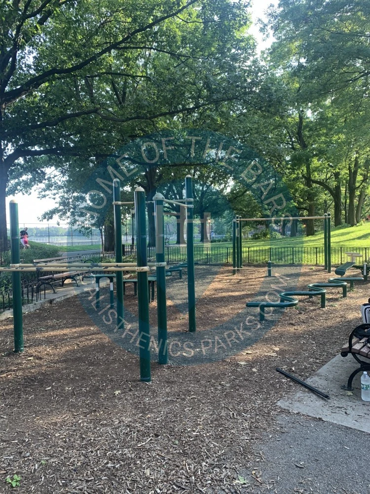 Exercise Park - New York City - Outdoor Gym Fort Independence park - United States - Spot
