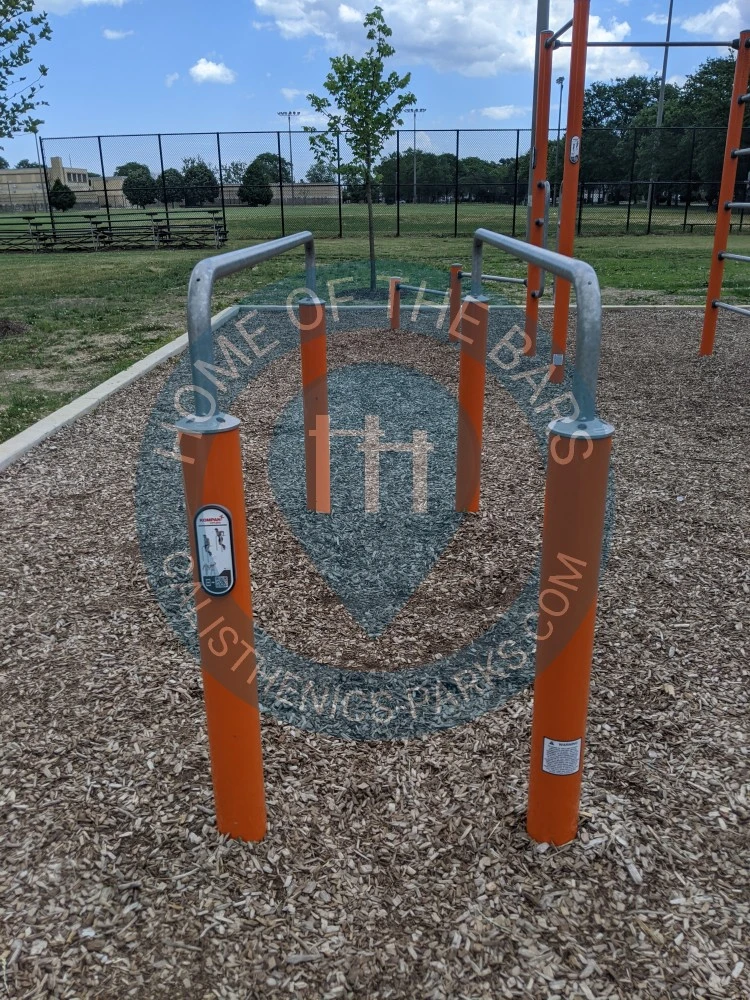 Calisthenics park in 4292, West 85th Street, Clarkdale, Ashburn, Chicago, Lake Township, Cook County, Illinois, 60652, United States