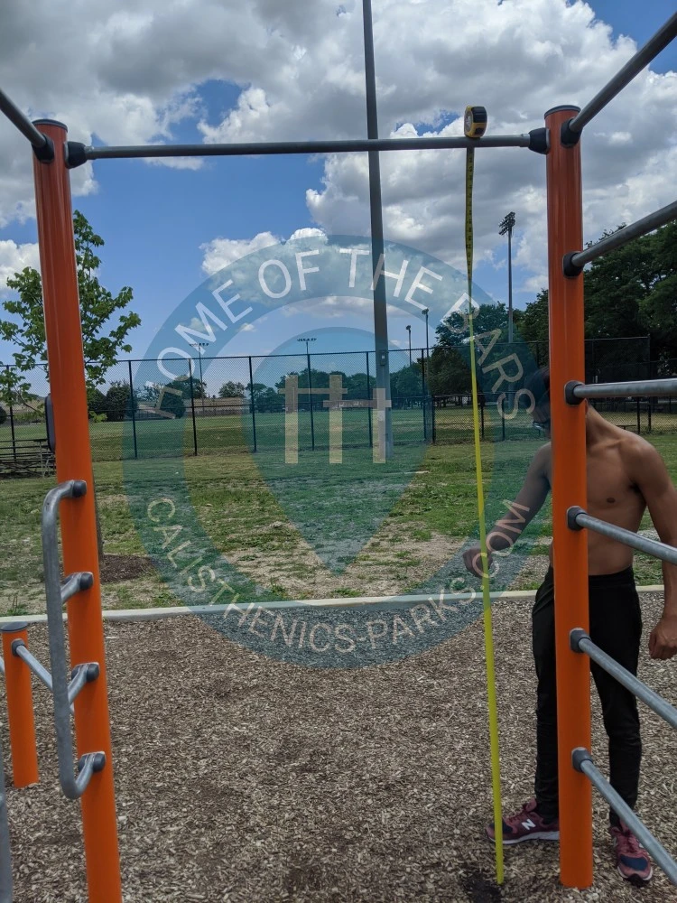 Calisthenics park in 4292, West 85th Street, Clarkdale, Ashburn, Chicago, Lake Township, Cook County, Illinois, 60652, United States