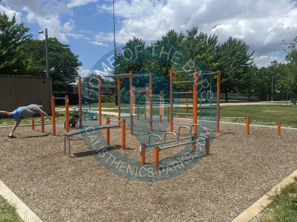 Calisthenics park in 4292, West 85th Street, Clarkdale, Ashburn, Chicago, Lake Township, Cook County, Illinois, 60652, United States