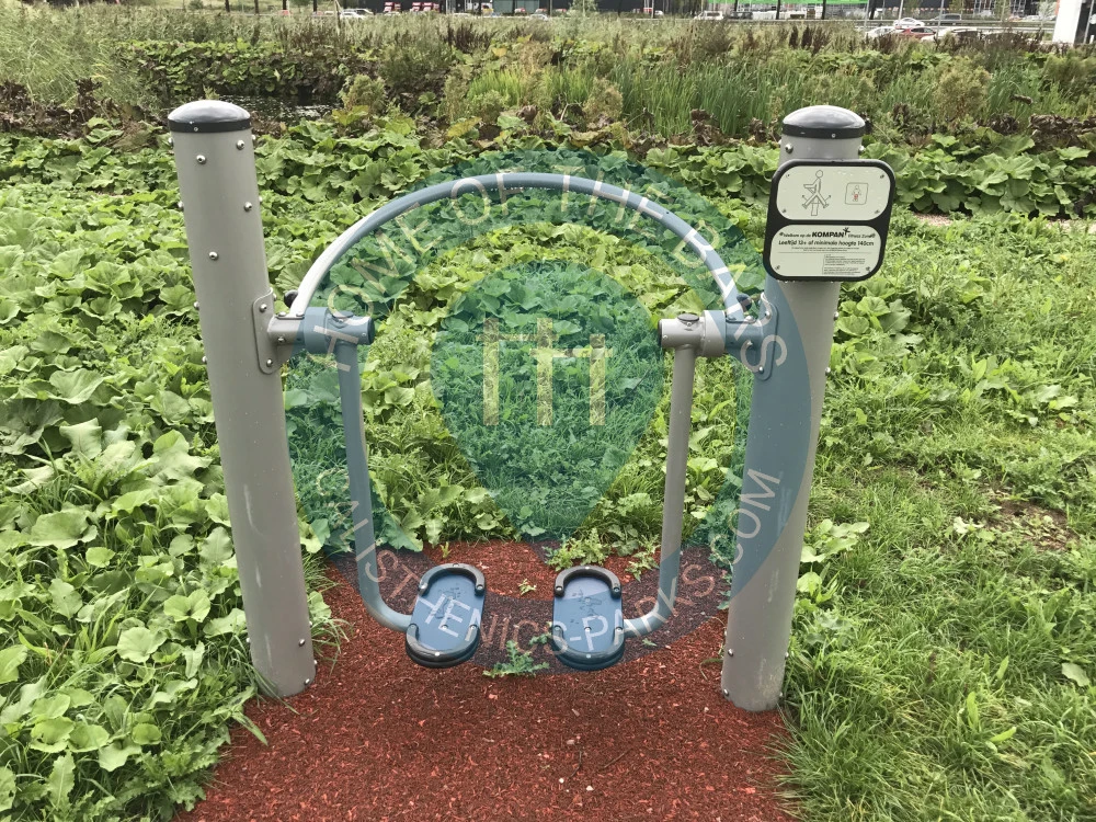 Calisthenics park in Starbucks, 19, Vrijenbanselaan, Rijswijk Zuid, 't Haantje, Rijswijk, Zuid-Holland, Nederland, 2289 EX, Nederland