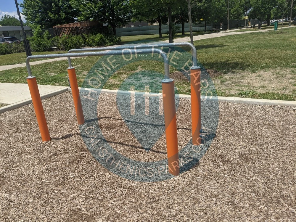 Calisthenics park in 4292, West 85th Street, Clarkdale, Ashburn, Chicago, Lake Township, Cook County, Illinois, 60652, United States