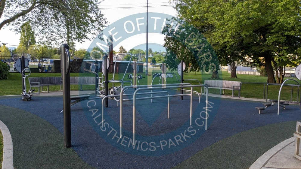 Calisthenics Facility - Vancouver - Memorial South Park Exercise equipment - Canada - Spot