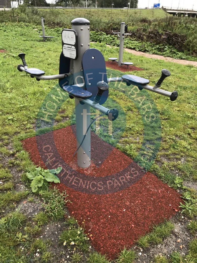 Calisthenics park in Starbucks, 19, Vrijenbanselaan, Rijswijk Zuid, 't Haantje, Rijswijk, Zuid-Holland, Nederland, 2289 EX, Nederland