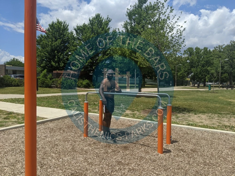 Calisthenics park in 4292, West 85th Street, Clarkdale, Ashburn, Chicago, Lake Township, Cook County, Illinois, 60652, United States