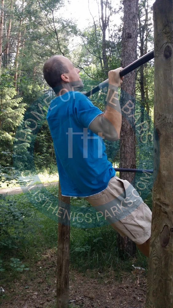 Tristach - Outdoor Pull Up Bar - Sternbachstraße - Austria - Spot