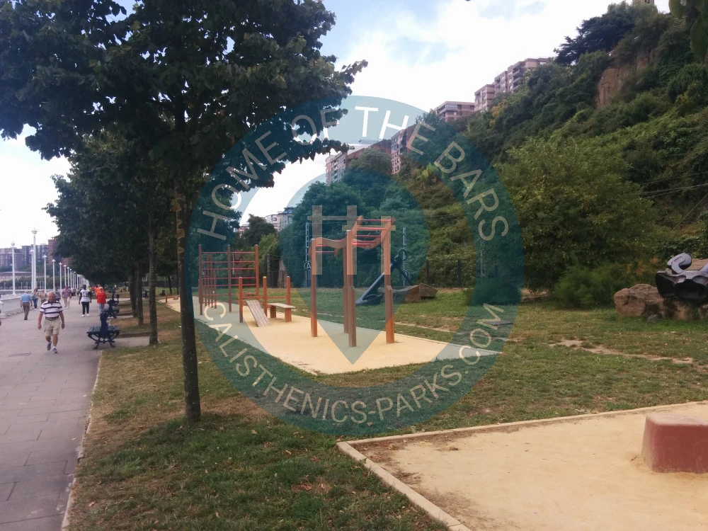 Portugalete - Outdoor Exercise Park - Museo Rialia - Spain - Spot