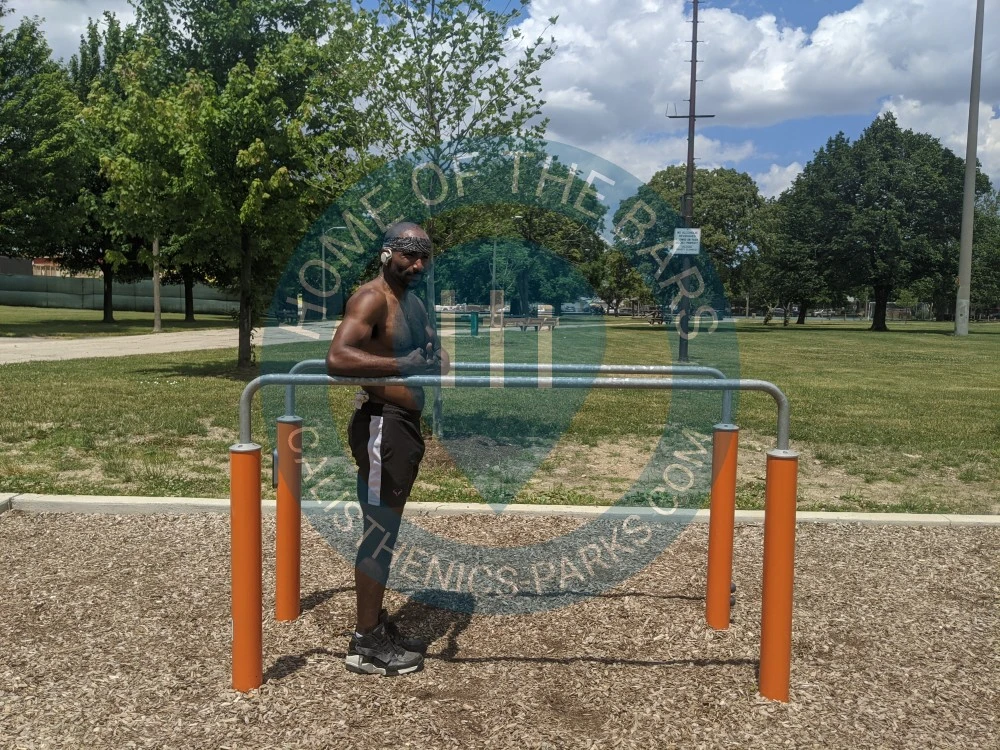 Calisthenics park in 4292, West 85th Street, Clarkdale, Ashburn, Chicago, Lake Township, Cook County, Illinois, 60652, United States