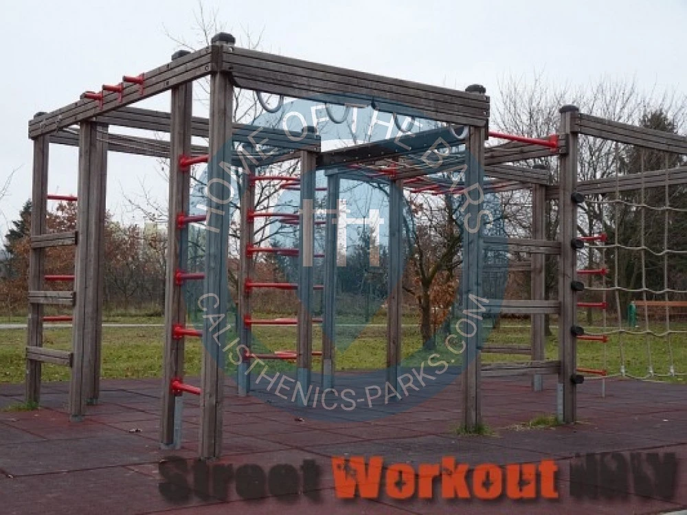Warsaw - Outdoor Gym - Tarchomin - Poland - Spot