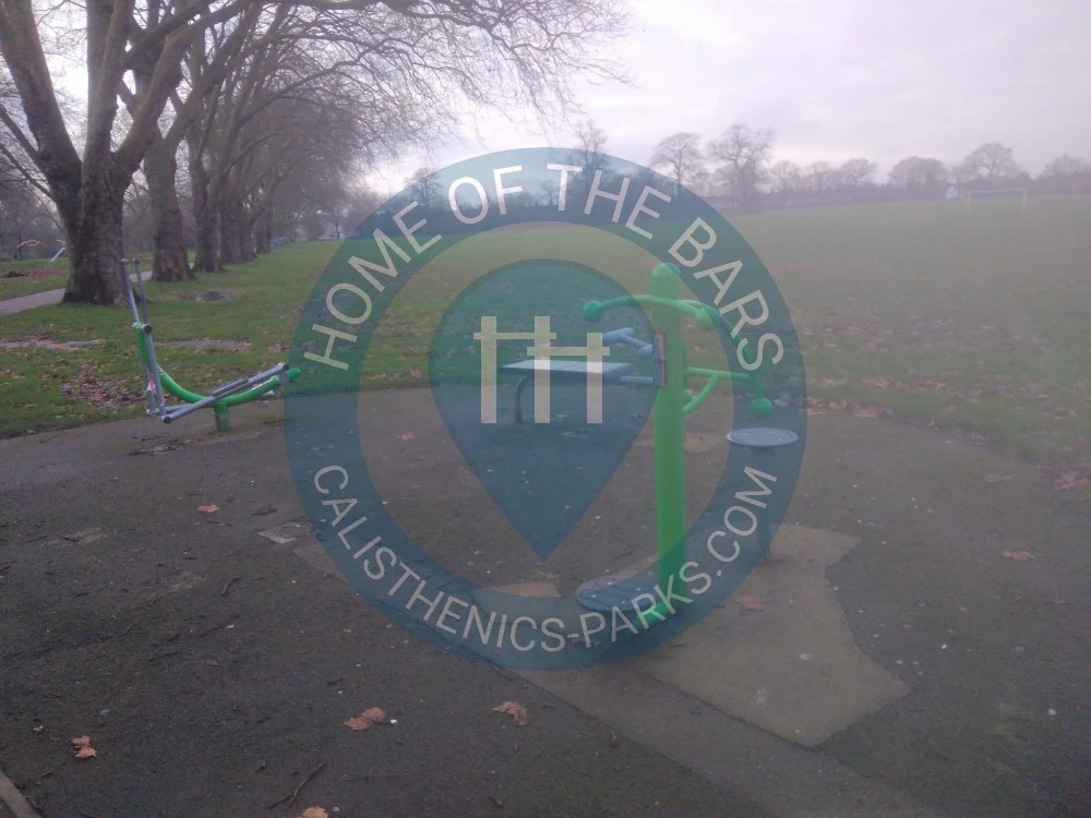 Fitness Facility - London - Outdoor Fitness Pymmes Park - United Kingdom - Spot