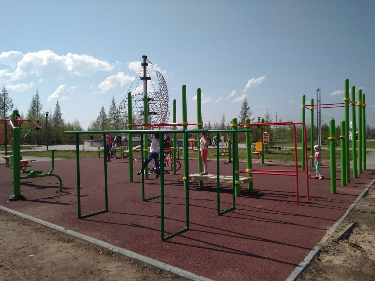 Outdoor Gym - Novy Urengoy - Novy Urengoy - Street Workout Park - Мкр Дружба - Russia - Spot