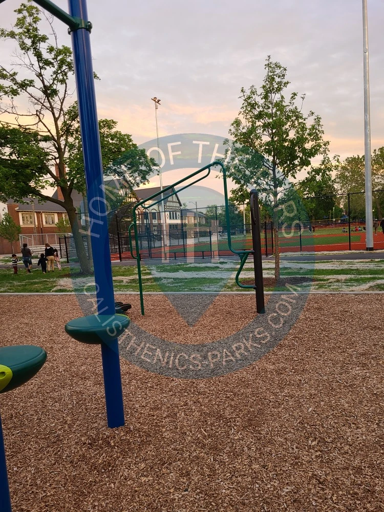 Calisthenics park in Diversey & Springfield WB, West Diversey Avenue, Pennock, Logan Square, Chicago, Jefferson Township, Cook County, Illinois, 60641, United States