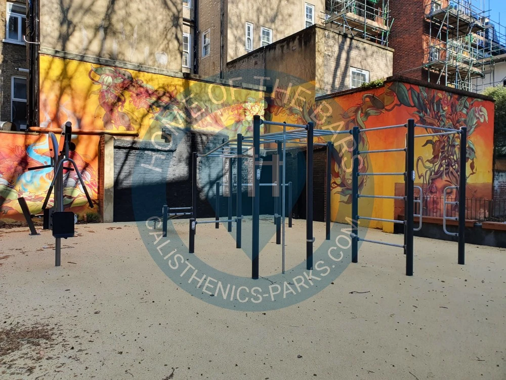 Exercise Park - London - Old Gloucester Street Outdoor Gym - United Kingdom - Spot