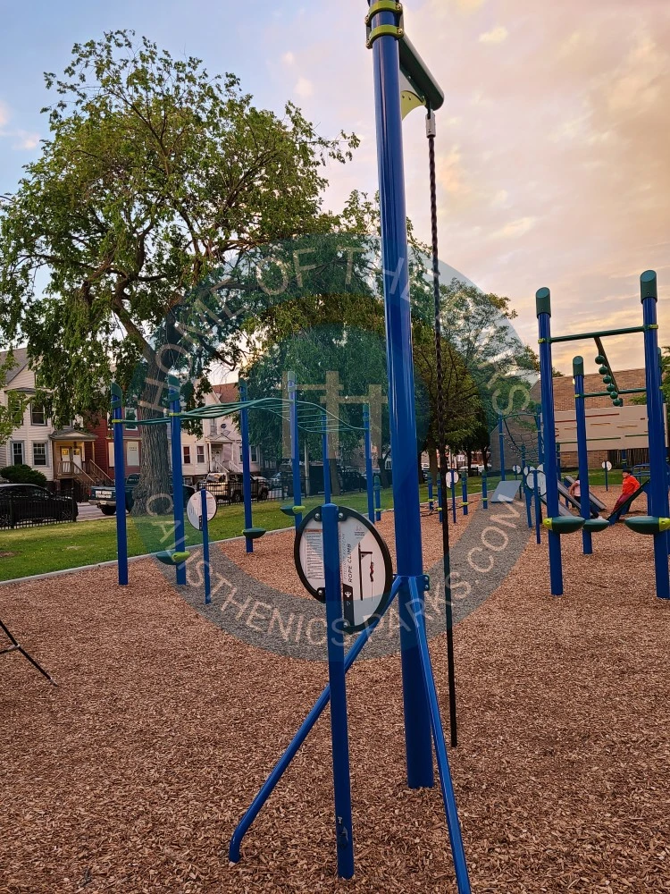 Calisthenics park in Diversey & Springfield WB, West Diversey Avenue, Pennock, Logan Square, Chicago, Jefferson Township, Cook County, Illinois, 60641, United States