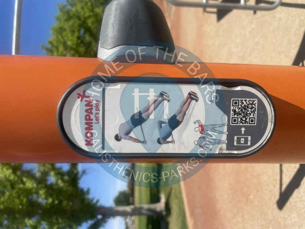Outdoor Gym - Las Vegas - Paradise Vista Park Exercise Equipment - United States - Spot