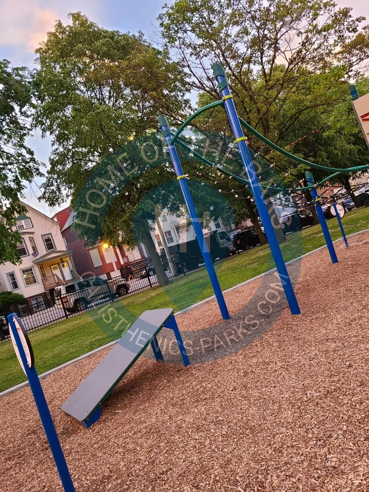 Calisthenics park in Diversey & Springfield WB, West Diversey Avenue, Pennock, Logan Square, Chicago, Jefferson Township, Cook County, Illinois, 60641, United States