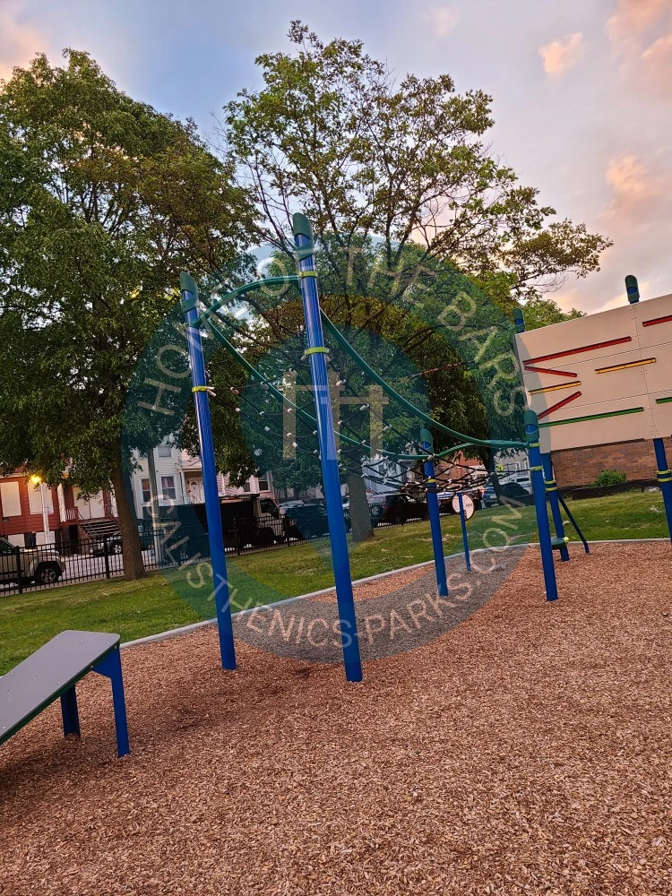 Calisthenics park in Diversey & Springfield WB, West Diversey Avenue, Pennock, Logan Square, Chicago, Jefferson Township, Cook County, Illinois, 60641, United States