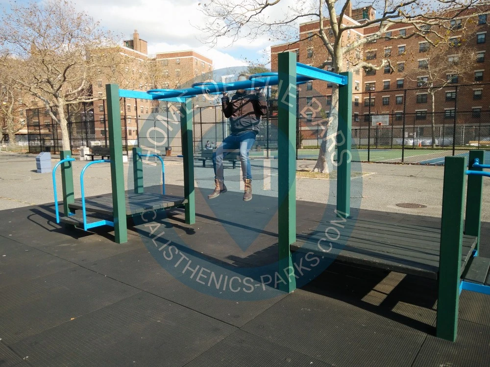 New York City - Calisthenics Facility - Averne Playground - United States - Spot