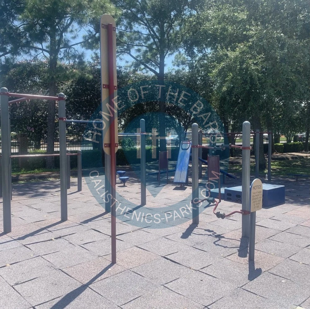 Fitness Trail - Metairie - Outdoor Gym Lafreniere Park - United States - Spot