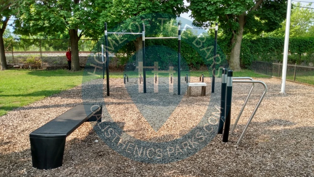 Calisthenics Facility - Toronto - Outdoor Fitness Gym Symington Fitness Park - Canada - Spot