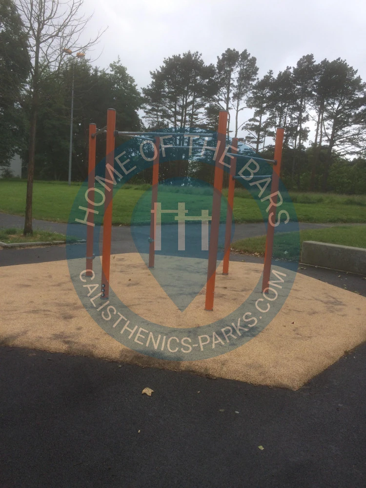 Calisthenics park in Kerédern, Treornou, Brest, Finistère, Bretagne, France métropolitaine, 29200, France