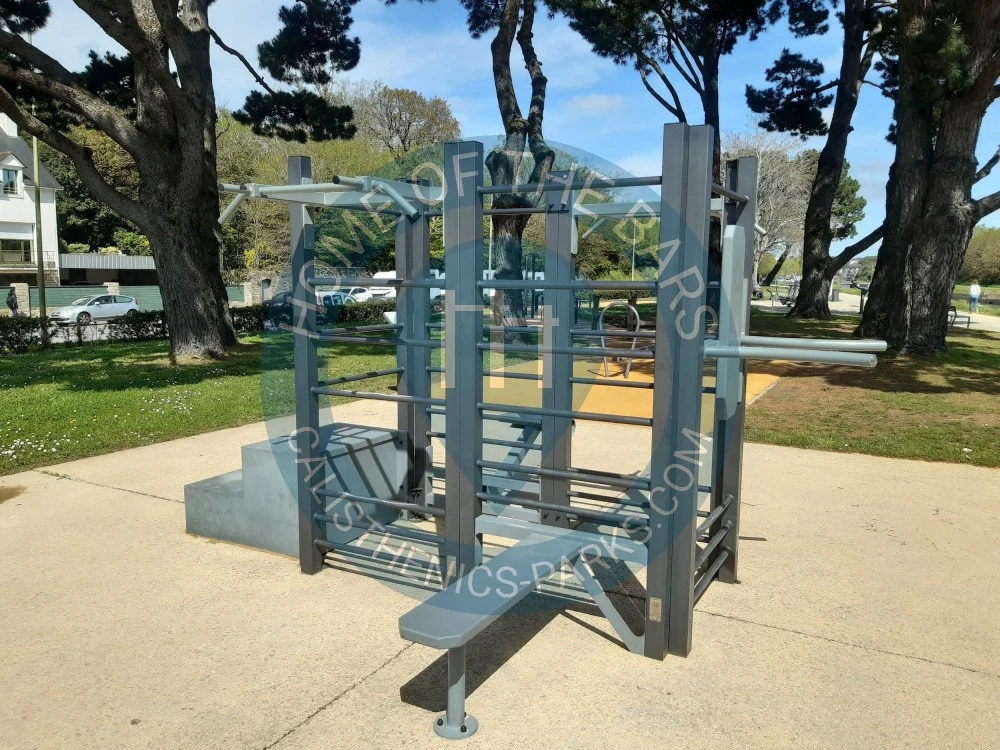 Calisthenics park in 
Address
                                    20 Avenue Du Maréchal Juin, 56000 Vannes, France
                            