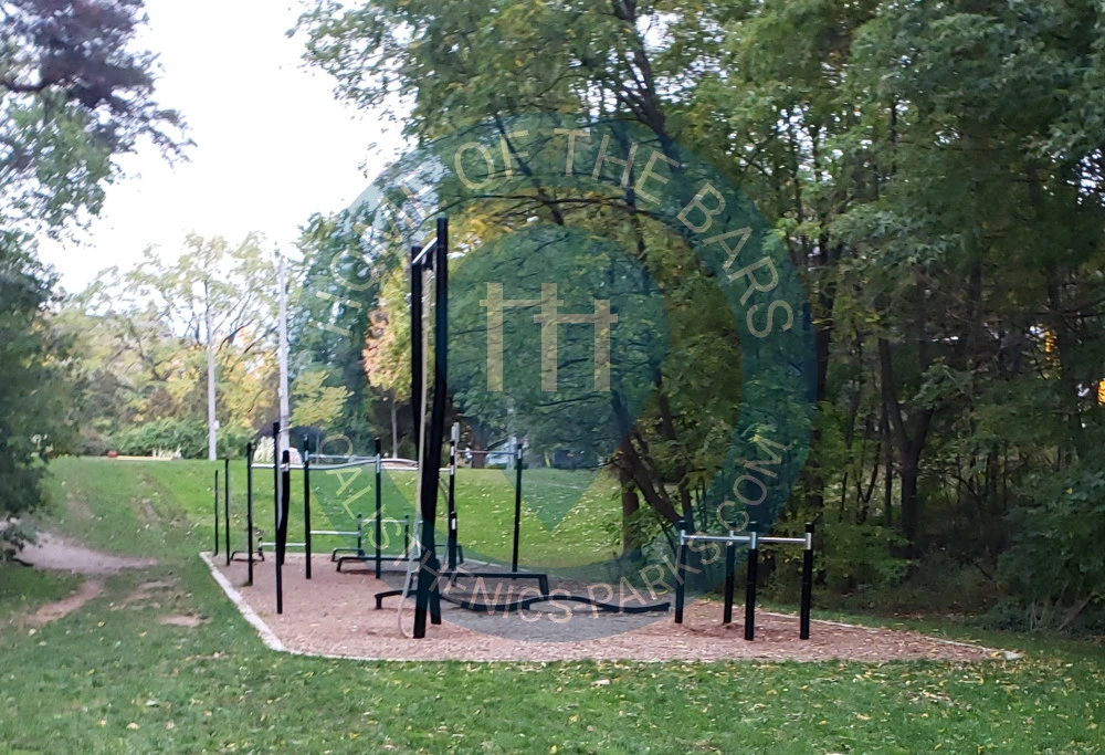Fitness Park - Toronto - Lawrence Park - Calisthenics - Canada - Spot