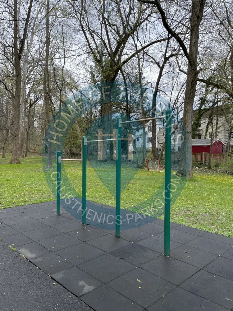 Exercise Park - Chevy Chase - Outdoor Gym Willard Avenue Neighborhood Park - United States - Spot