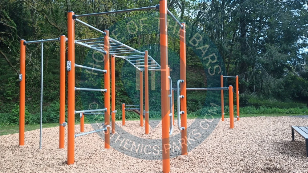 Outdoor Gym - Guipavas - Espace de street workout Guipavas - France - Spot