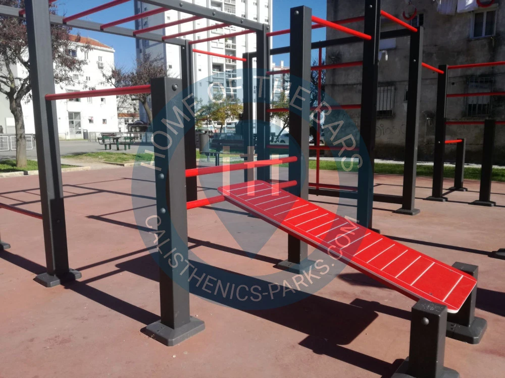 Calisthenics park in Parque Infantil da Rua de Dondo, Rua Almada Negreiros, Olivais, Lisboa, 1800-245, Portugal