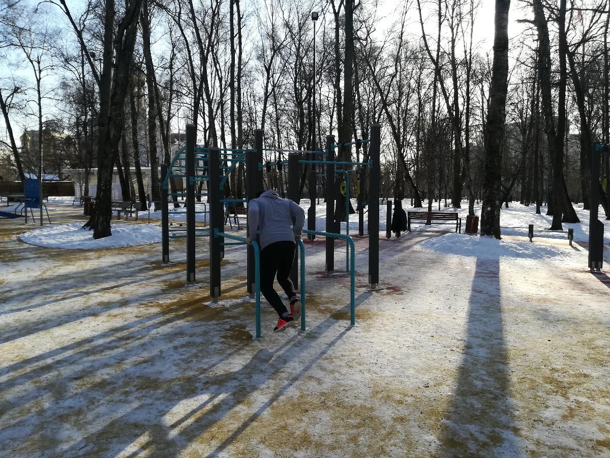 Calisthenics park in Церковь Матроны Московской в Дмитровском, 14А, улица Софьи Ковалевской, Дмитровский, Дмитровский район, Москва, Центральный федеральный округ, 127411, Россия