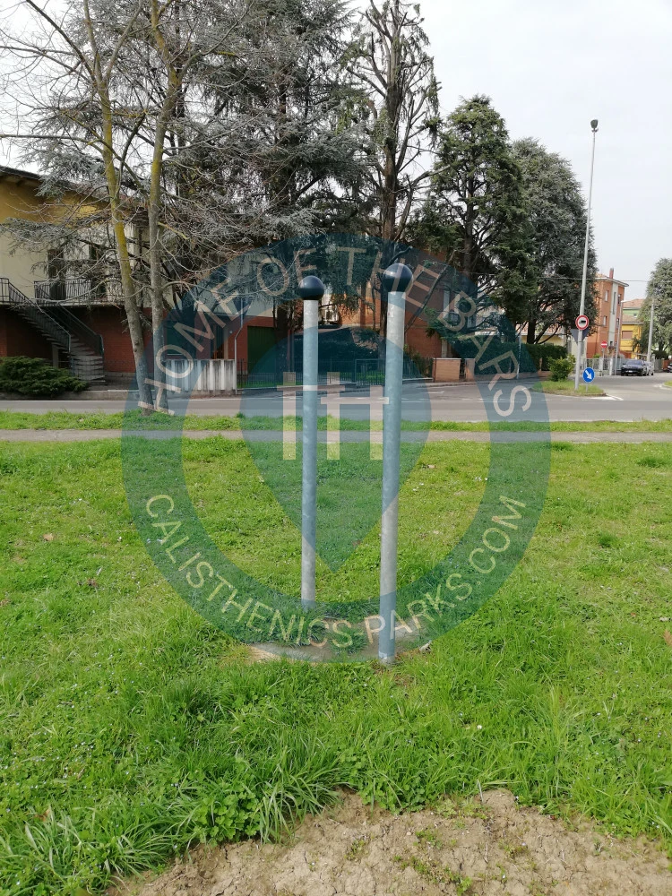 Calisthenics park in 485, Via Vignolese, Spilamberto, Unione di comuni Terre di Castelli, Modena, Emilia-Romagna, 41057, Italia