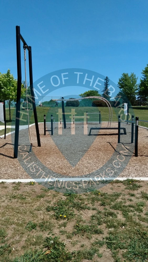 Calisthenics Facility - Toronto - Shawnee Fitness Park - Canada - Spot