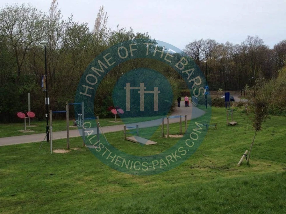 Calisthenics Facility - Outdoor Gym Lytham St Annes Park view 4 U - countries. - Spot