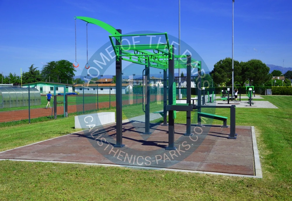 Outdoor Pull Up Bars - Castelfranco Veneto - Calisthenics Park Skyfitness - Italy - Spot