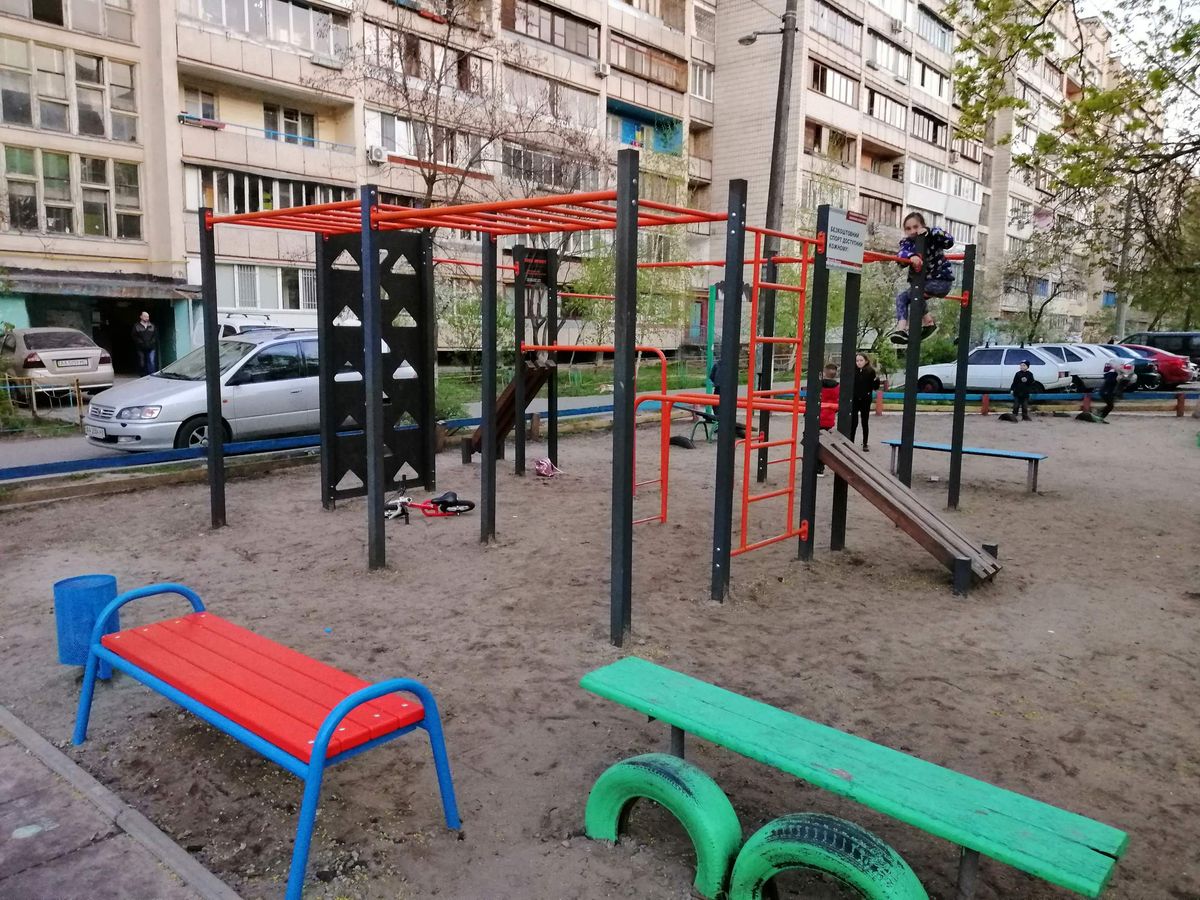 Calisthenics park in 2, вулиця Юрія Кондратюка, Мінський масив, Оболонський район, Київ, 04201, Україна
