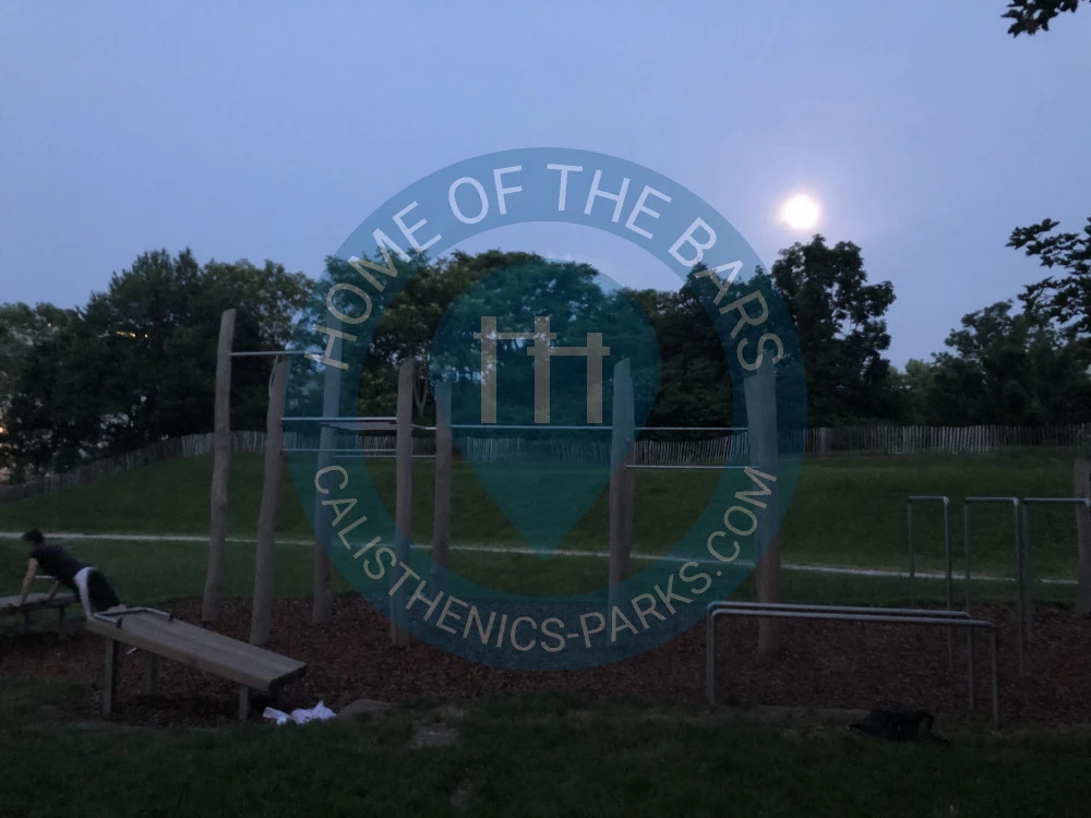 Calisthenics Stations - Liesing - Outdoor Fitness Liesingbachbegleitweg - Austria - Spot