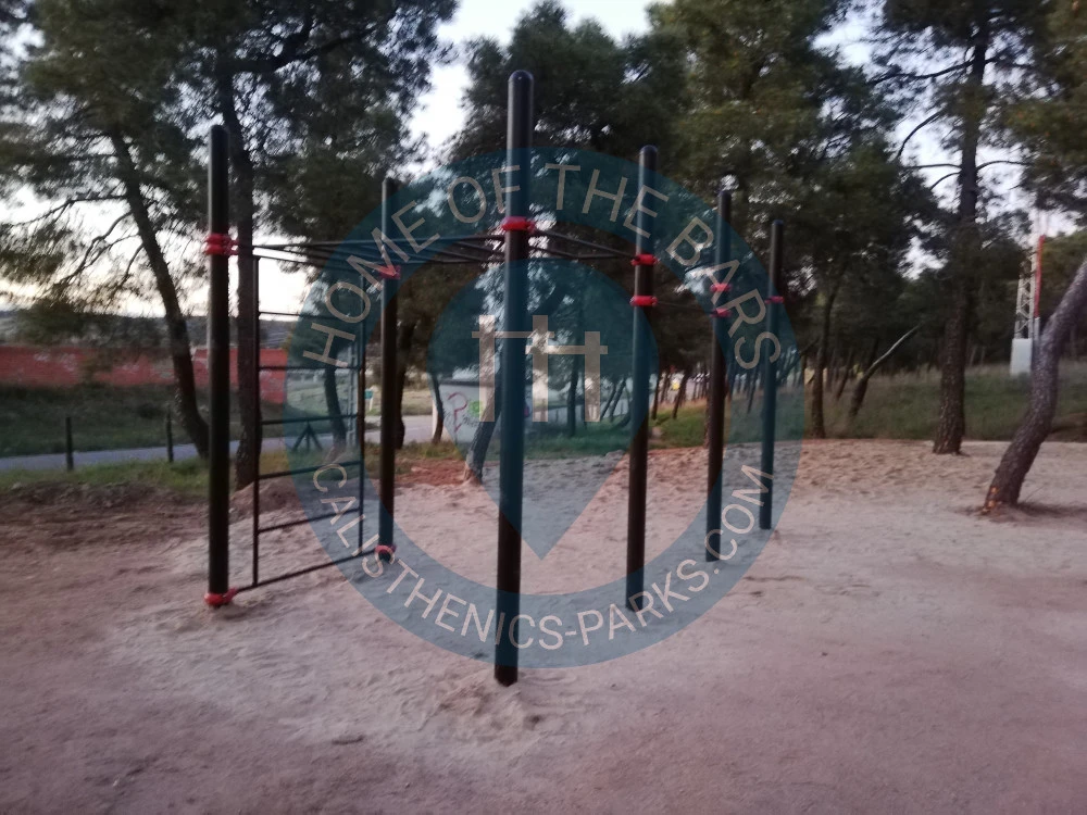 Calisthenics park in El Molar, Comunidad de Madrid, 28723, España