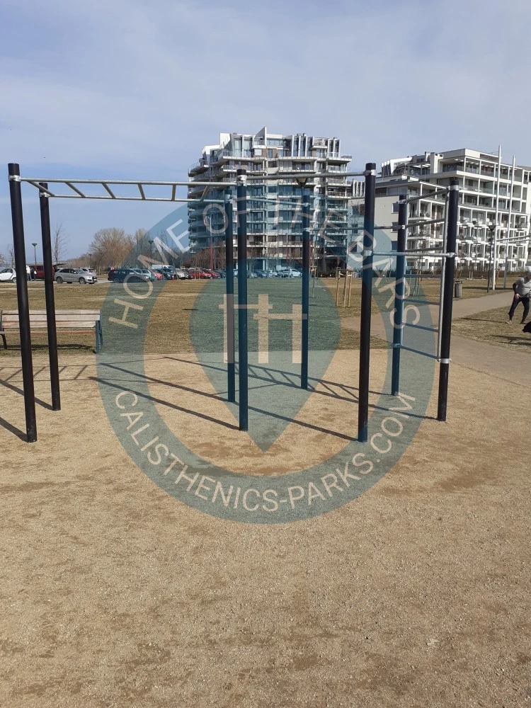 Fitness Trail - Calisthenics Facility - Budapest - Street workout park Marina Park - Hungary - Spot