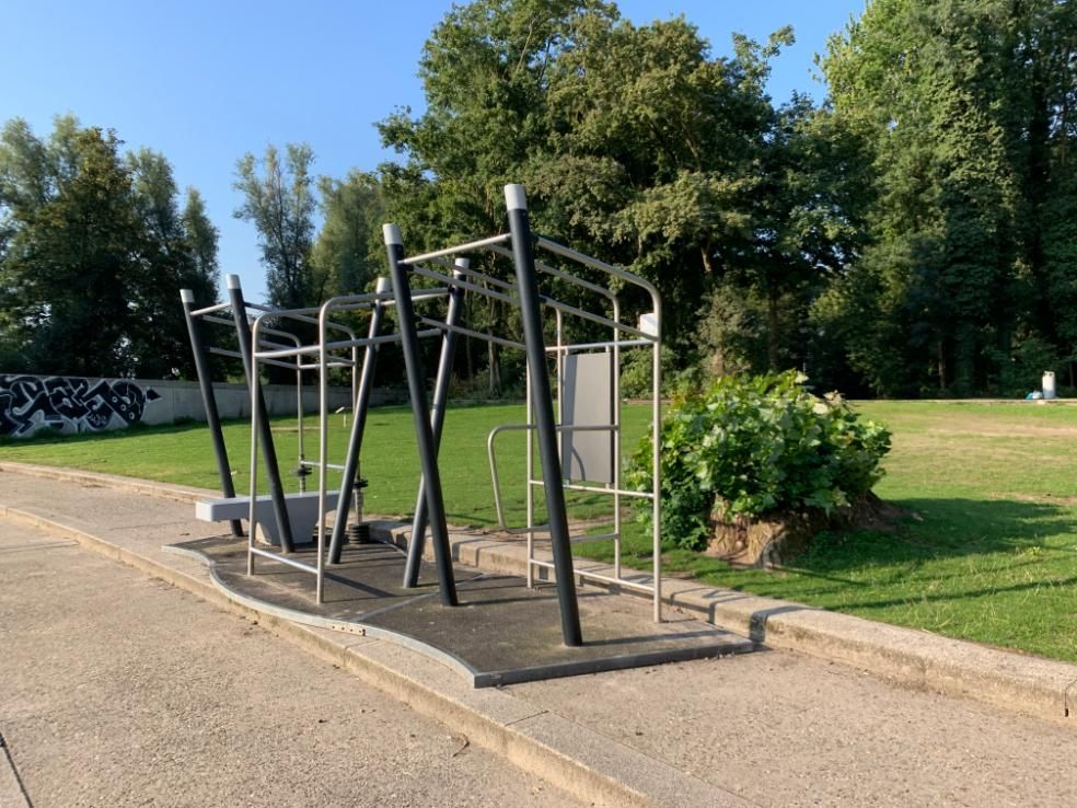 Outdoor Gym - Amsterdam - Amsterdam - Street Workout Park - Disc Golf Sloterpark - Netherlands - Spot
