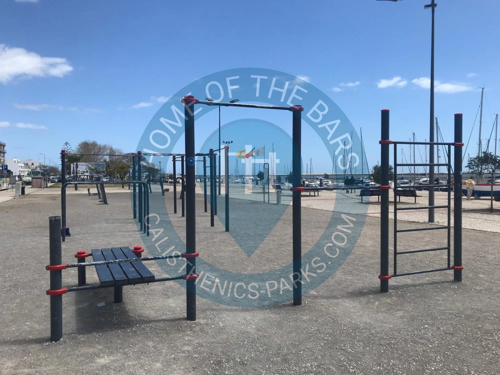 Calisthenics park in Parque com ginásio ao ar livre, Avenida 5 de Outubro, Olhão, Faro, 8700-339, Portugal