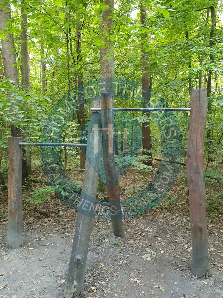 Calisthenics Facility - Warsaw - Outdoor Fitness Las Kabacki - Poland - Spot