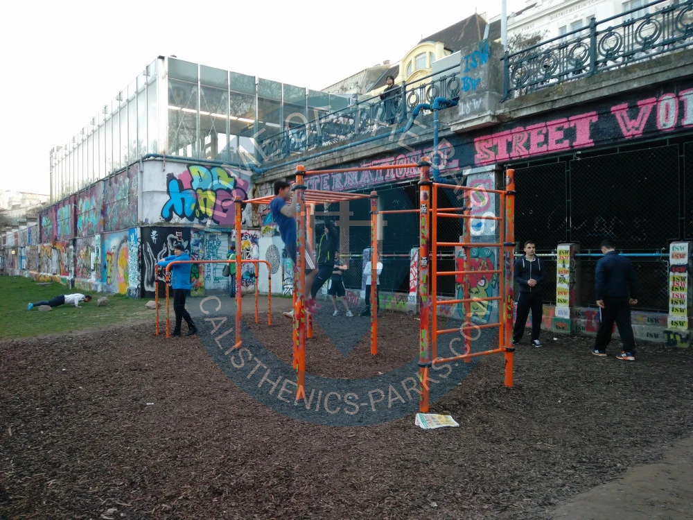 Vienna - Calisthenics Equipment -  Rossauerlände - Austria - Spot