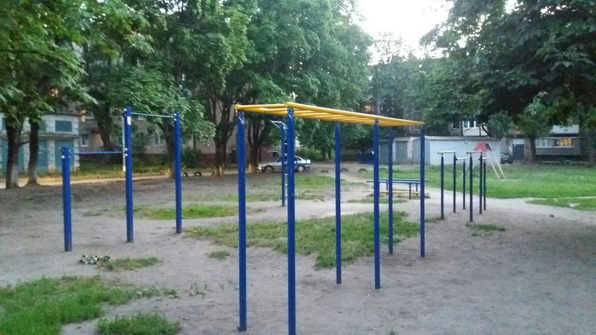 Calisthenics park in 7/3, Харківських Дивізій вулиця, Немишля, Немишлянський район, Харків, Харківська міська громада, Харківський район, Харківська область, 61082, Україна