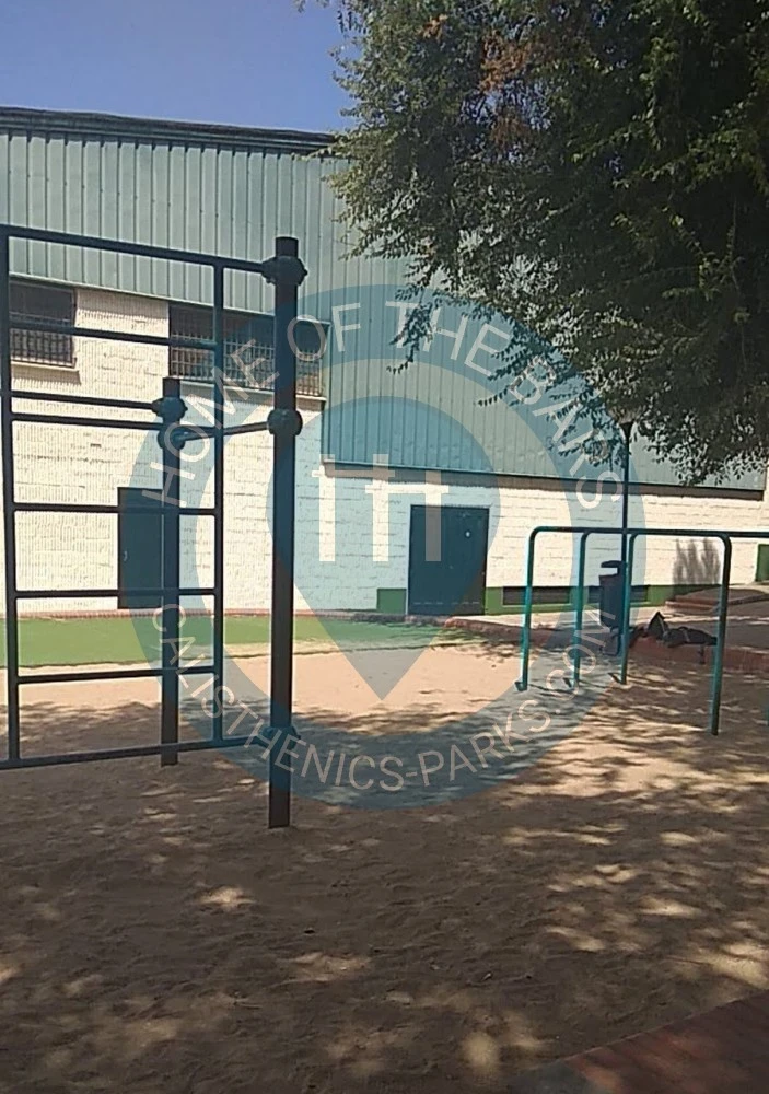 Calisthenics park in Pabellón Municipal Parque Almirante Lauhlé, Calle Asturias, San Fernando, Bahía de Cádiz, Cádiz, Andalucía, 11100, España