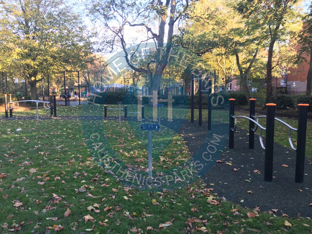 London - Exercise Stations - Butterfield Green, Stoke Newington - United Kingdom - Spot